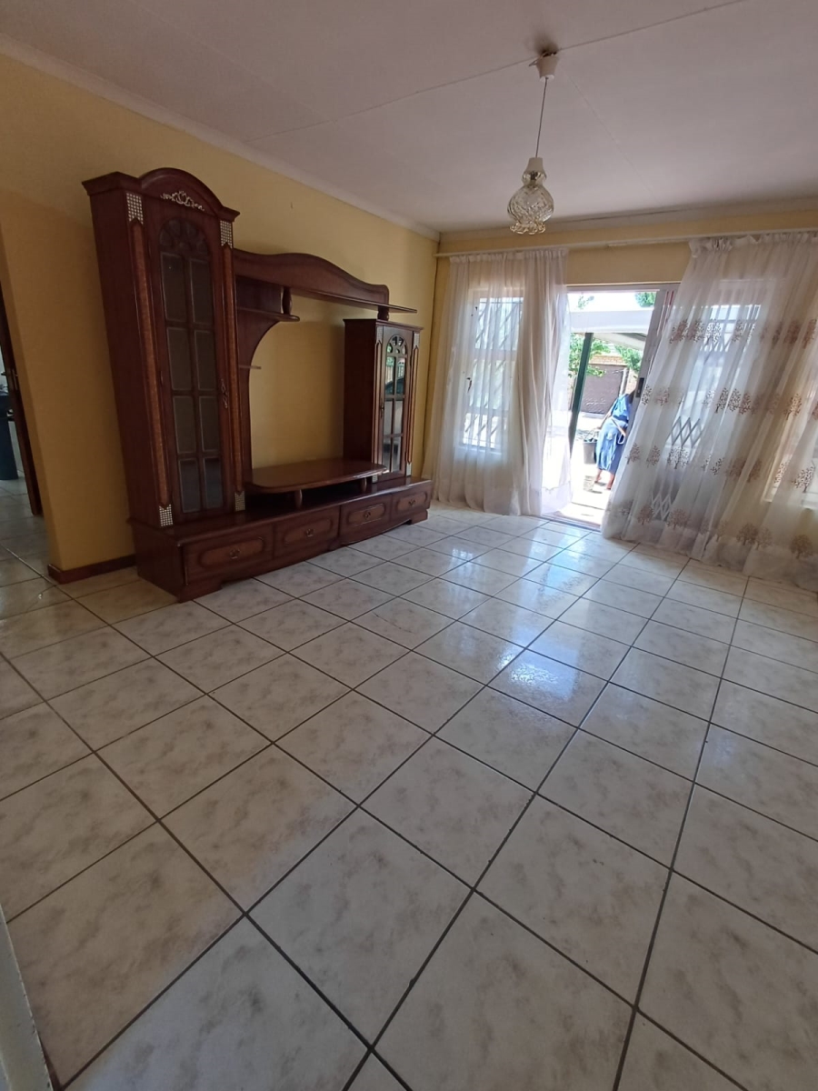 To Let 3 Bedroom Property for Rent in Westbourne Eastern Cape